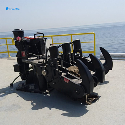 Polierter Kai-Augenblick haken das Festmachen des Hakens Marine Towing Hook los